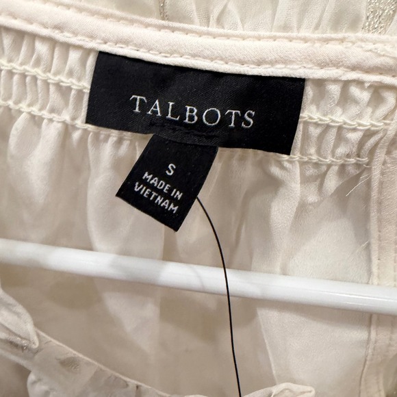Talbots Womens Small Cream Silver Metallic Clip Dot Smocked Ruffle Blouse NWT - Picture 4 of 7